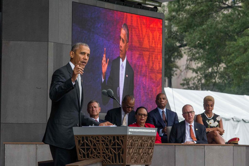 Obama discursa durante a inauguração do museu | Zach Gibson/AFP