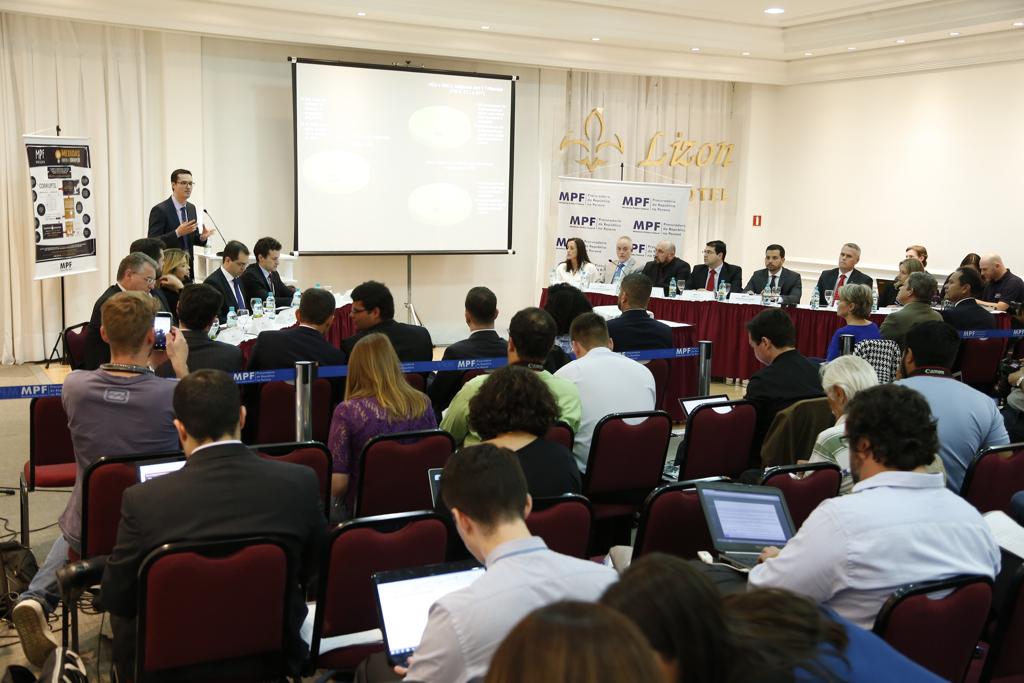 A entrevista coletiva da Lava Jato | Hugo Harada/Gazeta do Povo