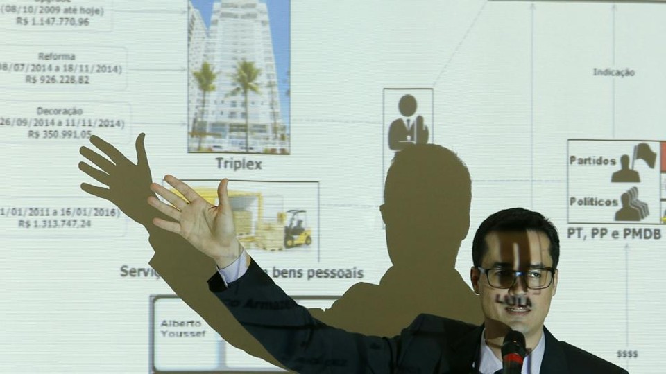 Chefe da força-tarefa da Lava Jato apresenta a denúncia contra Lula | Hugo Harada/Gazeta do Povo