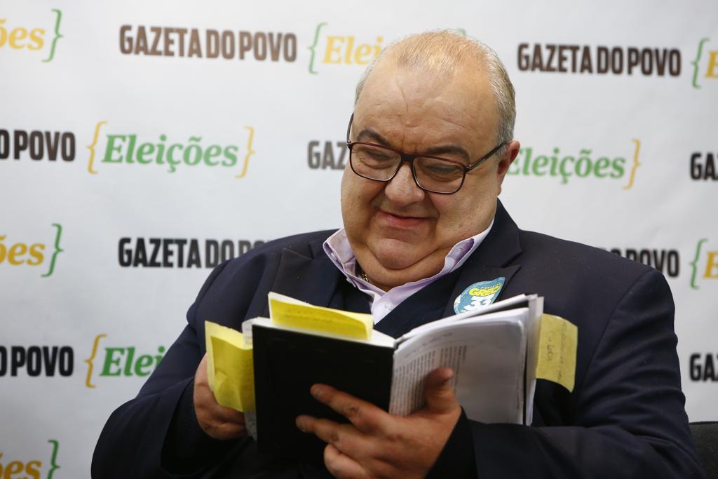 Greca: R$ 600 mil doados à própria campanha  são resultado da venda de um terreno. | Henry Milleo/Gazeta