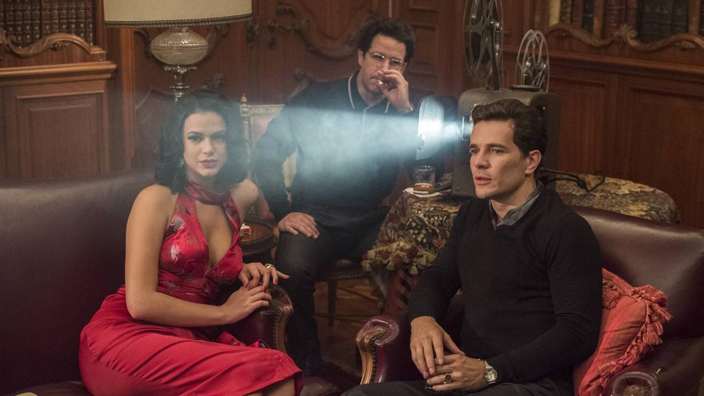 Bruna Marquezine, Murilo Benício (ao fundo) e Daniel Oliveira | Globo/ Estevam Avellar/Divulgação