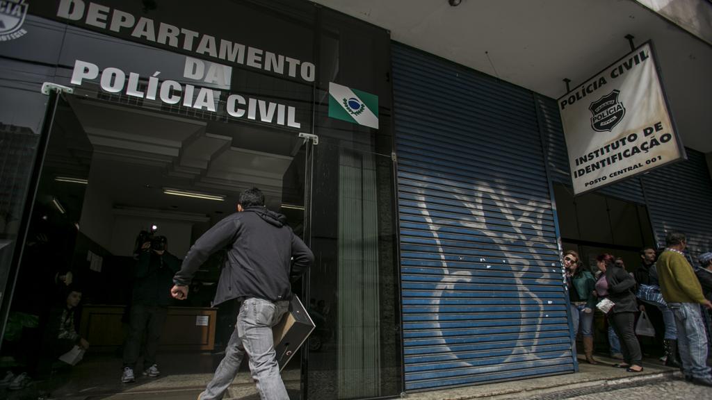 Sindicato alerta que confecção de identidades pode ser impactada | Marcelo Andrade/Gazeta do Povo