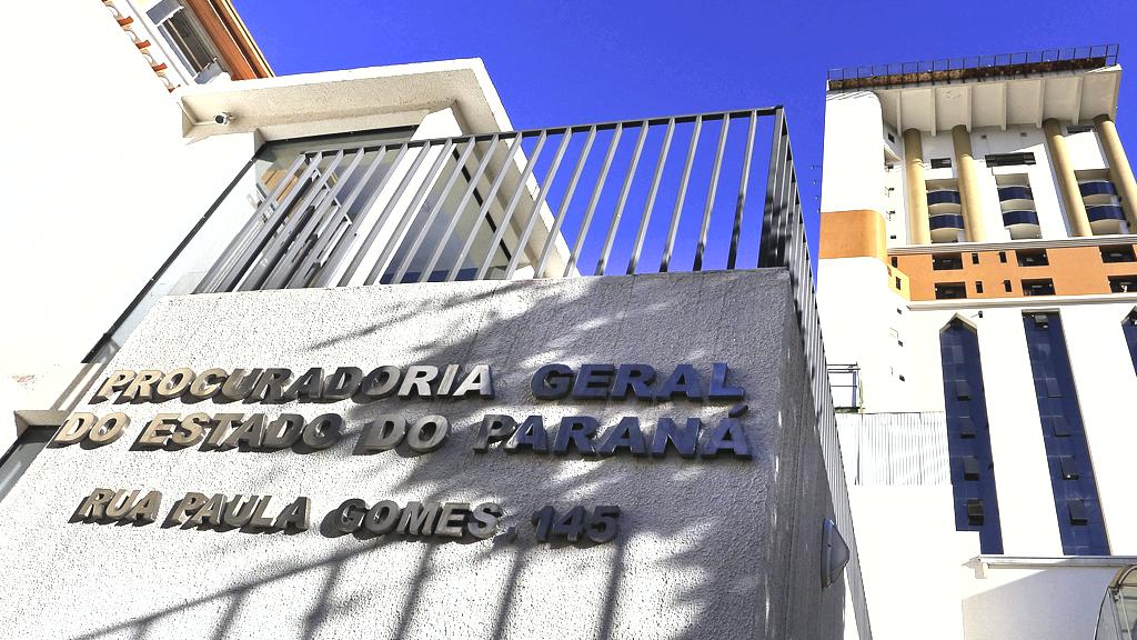 Procuradoria-Geral do Paraná espera fazer acordo com servidores que já venceram execuções na Justiça. | Arnaldo Alves/ANPr