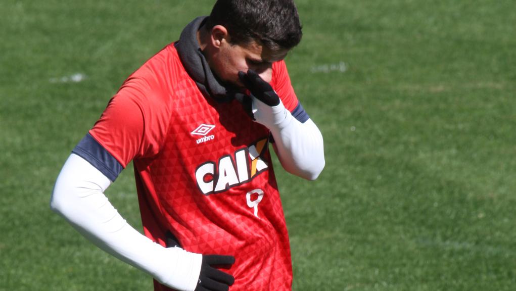 O atacante André Lima é o principal nome do ataque rubro-negro após a saída de Walter, mas vive momento de seca de gols. | Aniele Nascimento/Gazeta do Povo