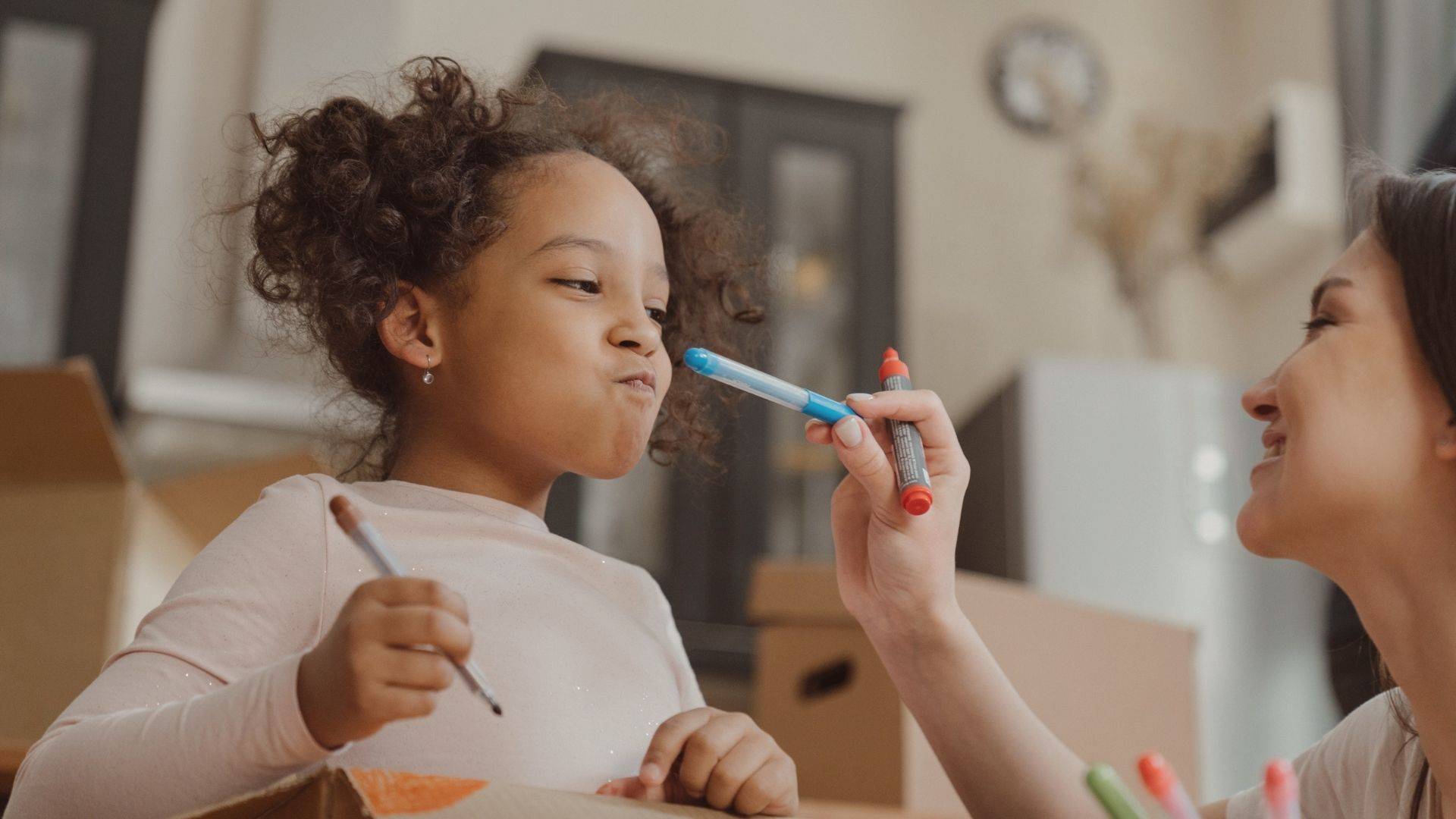 Dicas de atividades lúdicas para que a Semana da Criança seja a mais divertida do ano para os pequenos.