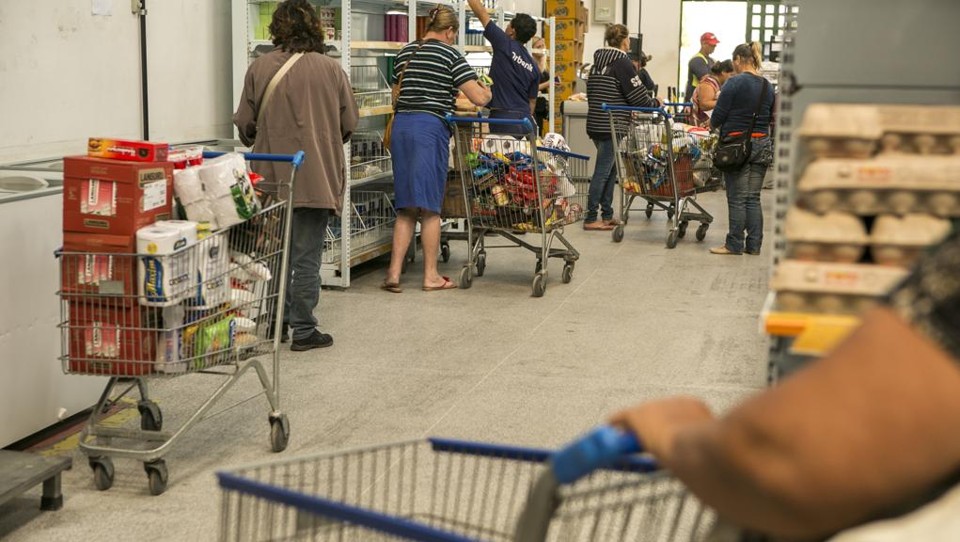 Demanda dos Armazéns da Família aumentou com a crise | Marcelo Andrade/Gazeta do Povo
