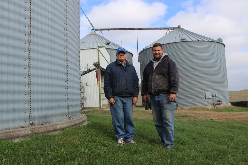 Gordon Assinaar e Will Cannon, produtores de Priarie City, no Iowa, já venderam parte da produção. | Flávio Bernardes/Gazeta do Povo