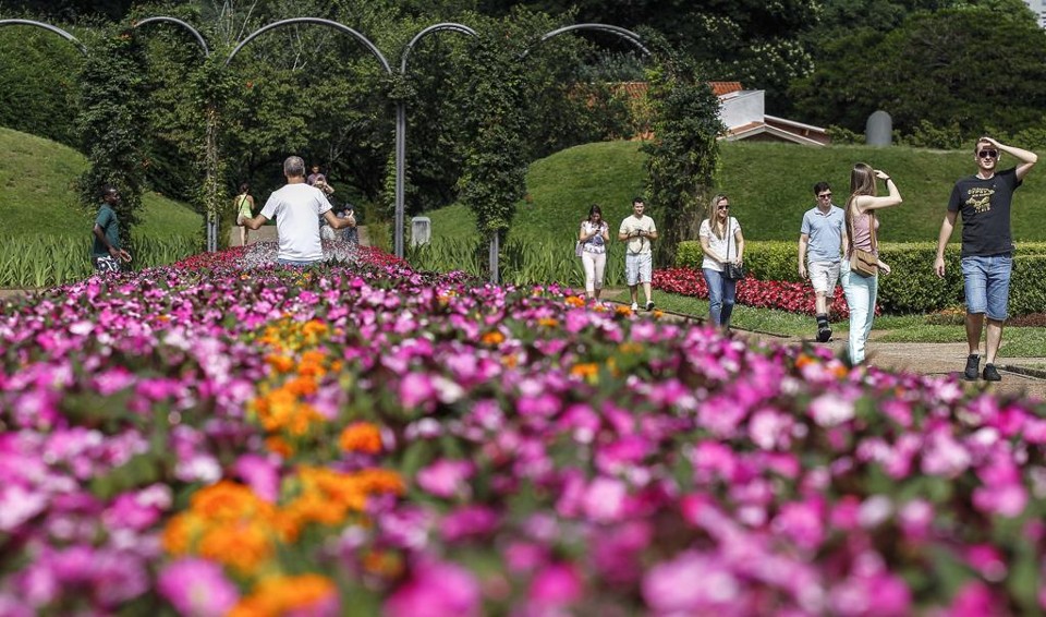 Altas temperaturas do último domingo (16) vão permanecer pelo menos até a próxima quinta (20), diz Simepar | Jonathan Campos/Gazeta do Povo