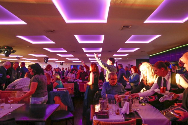 No dia 11, o Double You ainda fará um show no Sistema X. | Hugo Harada/Gazeta do Povo