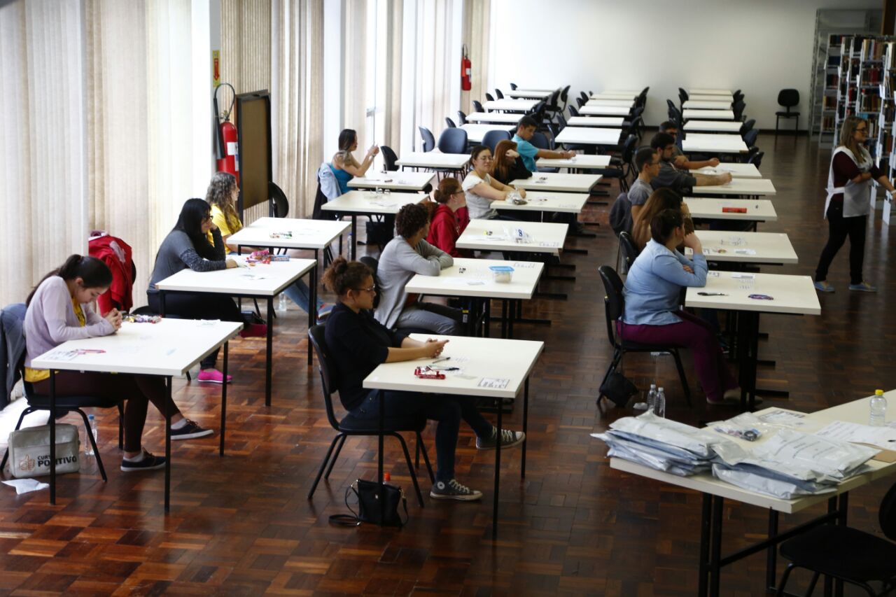 Candidatos com dificuldades visuais tiveram provas impressas em 3D | Henry Milleo
/Gazeta do Povo