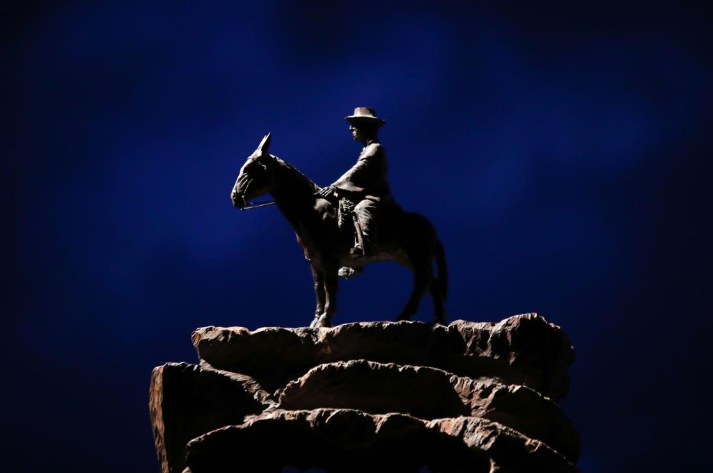 Estátua do argentino José Gabriel Brochero , proclamado santo | NICOLAS AGUILERA/AFP