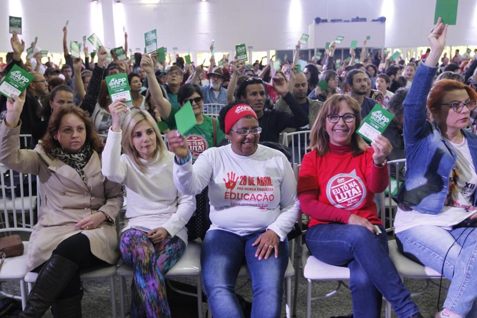 Votação de professores sobre greve | /