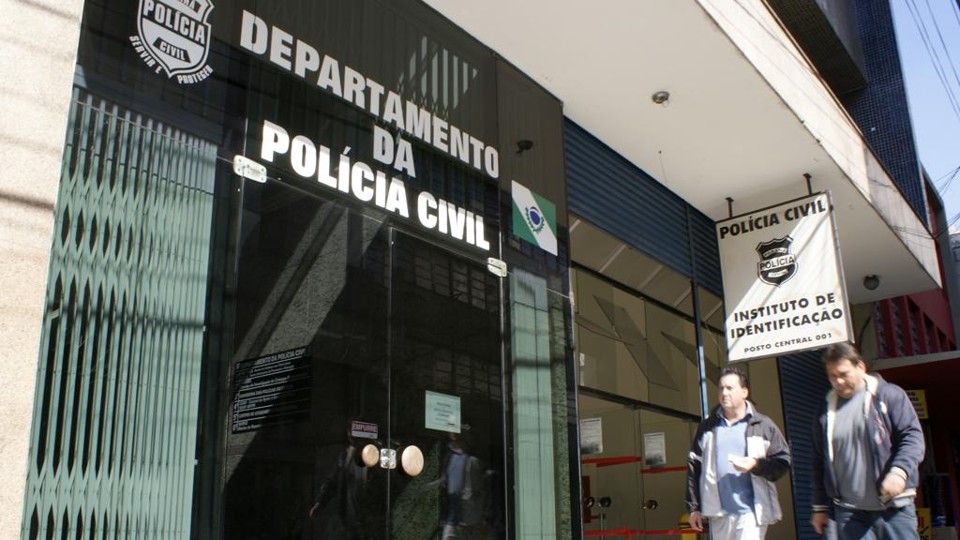 Policiais civis do interior do Paraná aprovam greve por tempo indeterminado | Marco Andre Lima/Gazeta do Povo