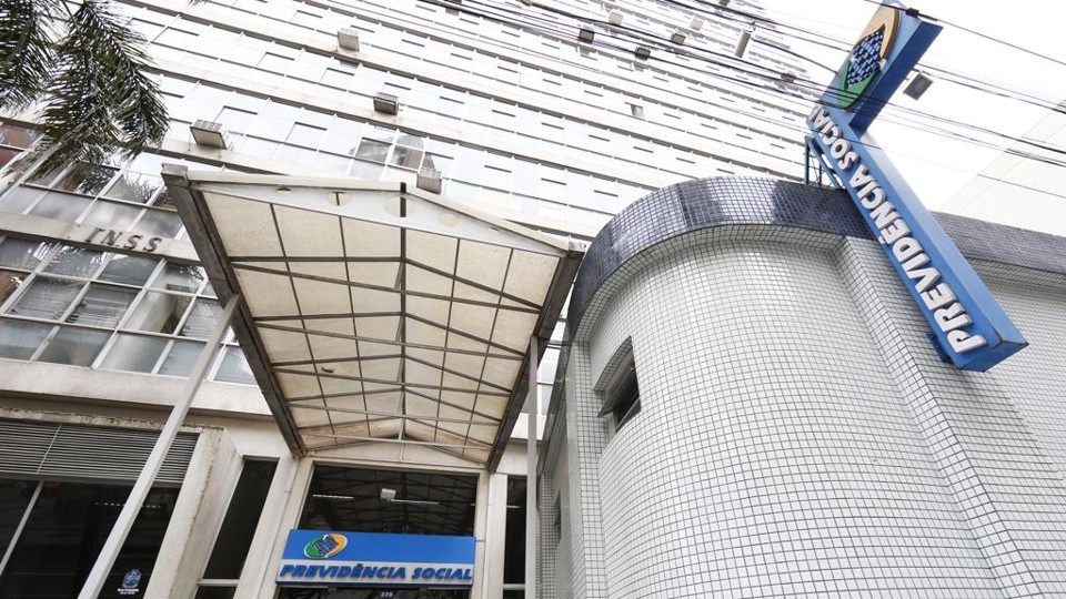 No ano, o déficit da Previdência chega a R$ 114,169 bilhões | Aniele Nascimento/Gazeta do Povo