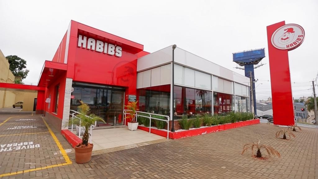 Habib’s pretende abrir 15 novas lojas no Paraná e gerar 750 empregos