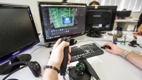 Desenvolvedora de simuladores virtuais e softwares de Londrina é vendida por R$ 6 milhões A Oniria foi fundada em 2002 por universitários da Universidade Estadual de Londrina (UEL) | Daniel Castellano/Gazeta do Povo