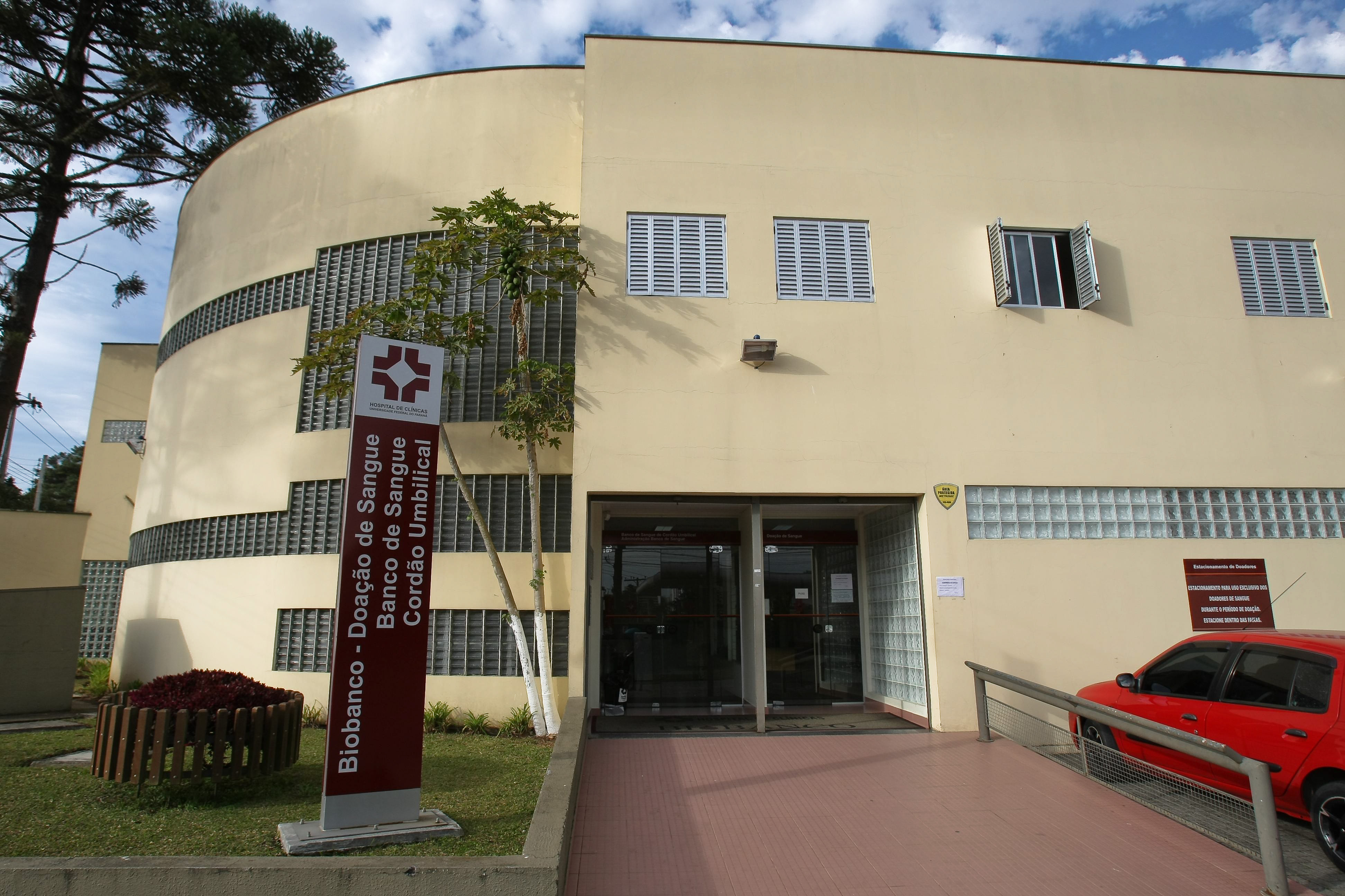 Banco de Sangue do HC não está funcionando | Daniel Castellano / Gazeta do Povo