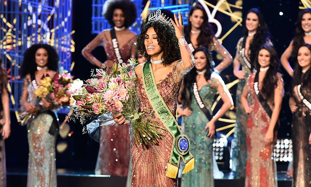 Aos 21 anos Raissa recebeu a coroa e diversos prêmios no concurso. | Divulgação/Lucas Esmael/Be Emotion