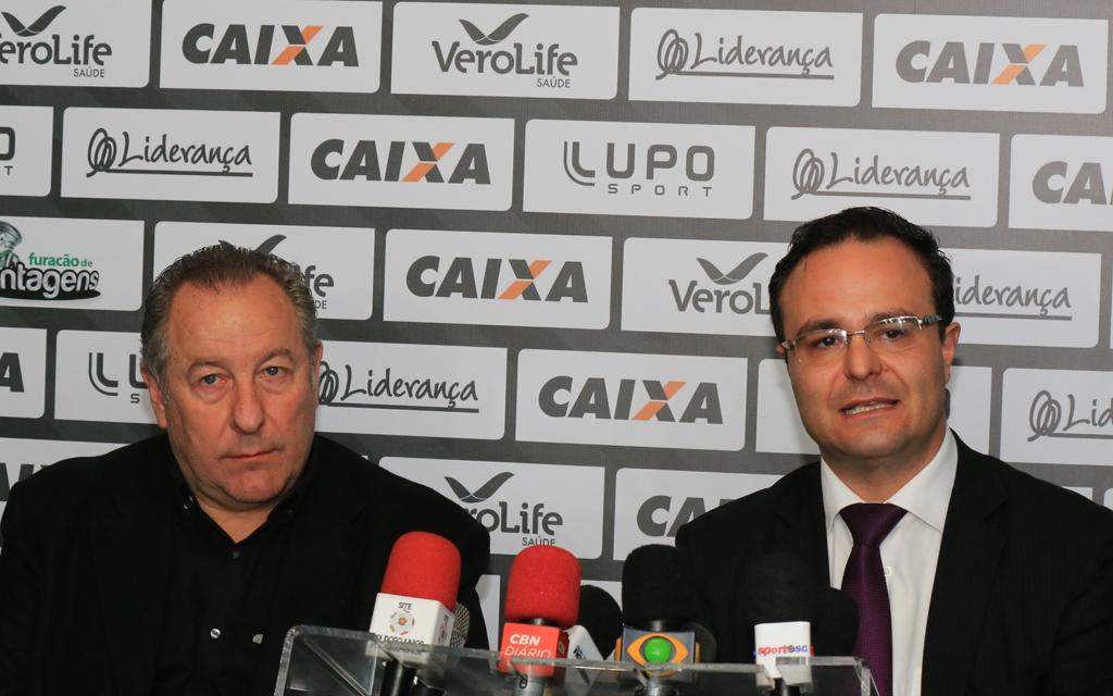 O presidente do Figueirense, Wilfredo Brillinger e o diretor jurídico do clube, Ricardo Cordeiro. | /Figueirense/Divulgação