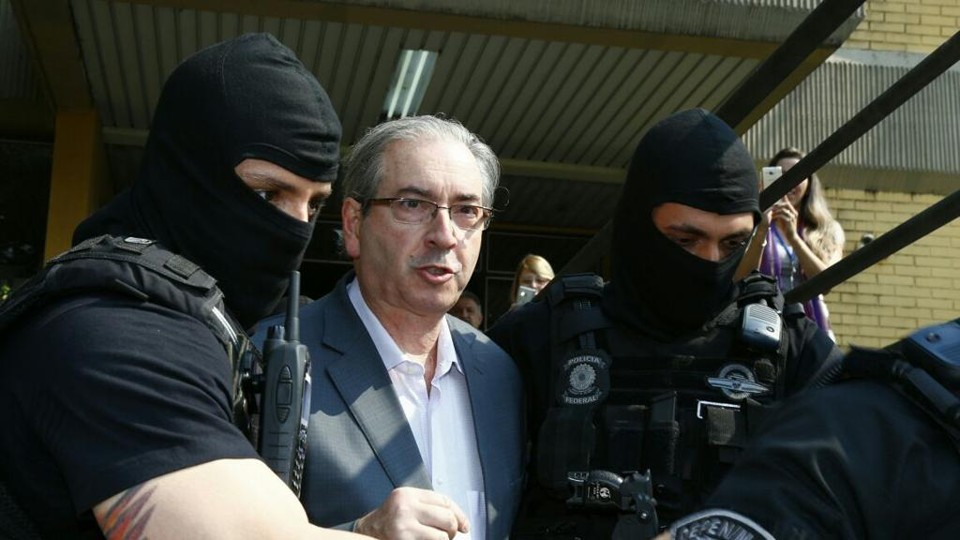 Abatido, ex-deputado federal passou a noite em cela de 12 metros quadrados. | Aniele Nascimento/Gazeta do Povo