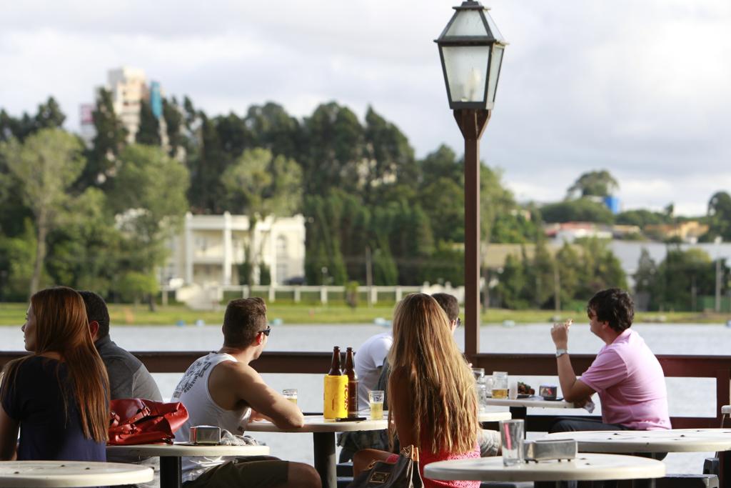 Horário de verão permite uma hora a mais de luz solar no final do dia | Marcelo Elias/Gazeta do Povo/Arquivo