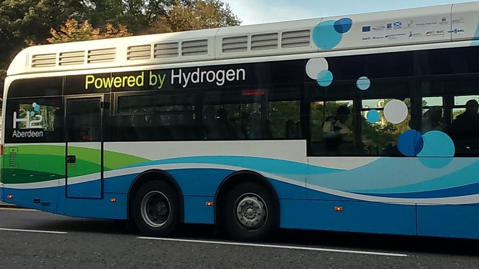 Ônibus a hidrogênio | Ninian Reid/Flickr