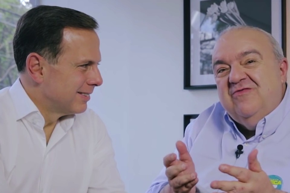 Doria (à esq) em vídeo de apoio a Greca | Reprodução/Facebook
