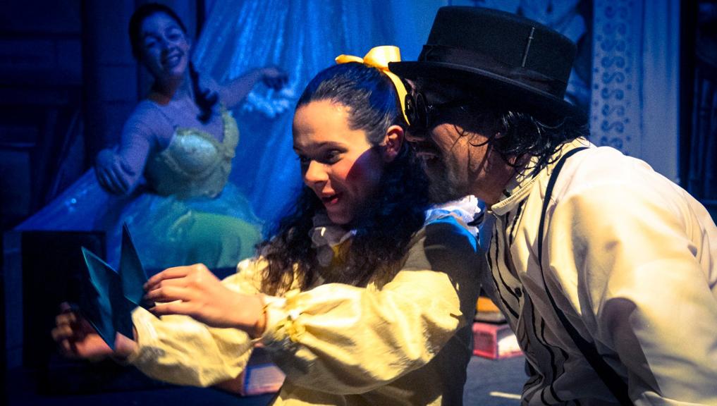 “Mororó e A Vaquinha”, da Cia de Teatro Mororó, em cartaz no Teatro Eva Herz. | Isabelle Neri/Divulgação