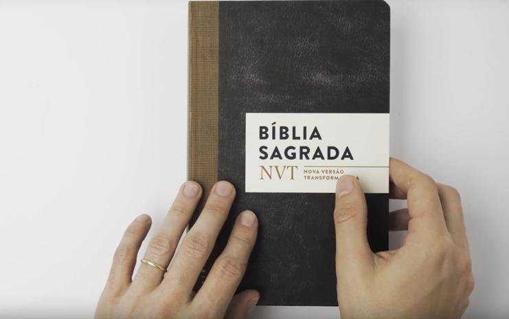 Obra será publicada em nove versões, com capas e apresentação gráfica variadas | Reprodução/Editora Mundo Cristão