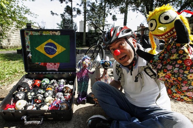 Projeto Teatro Cabeça de Coco, de Abel Domingues, foi um dos 95 premiados na América Latina pela Disney Cidadania com o título Amigos Transformando o Mundo. | Jonathan Campos/Gazeta do Povo
