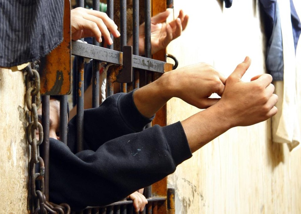 Ligações telefônicas seriam feitas por meio de um aparelho específico e com uso do sinal de internet – com conhecimento e autorização da administração das penitenciárias. | Hugo Harada/Gazeta do Povo