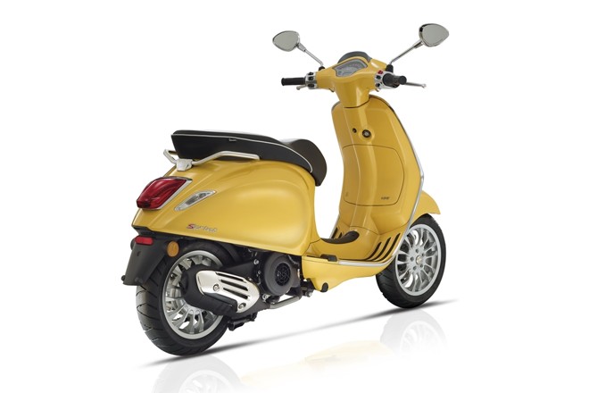 Vespa Sprint |