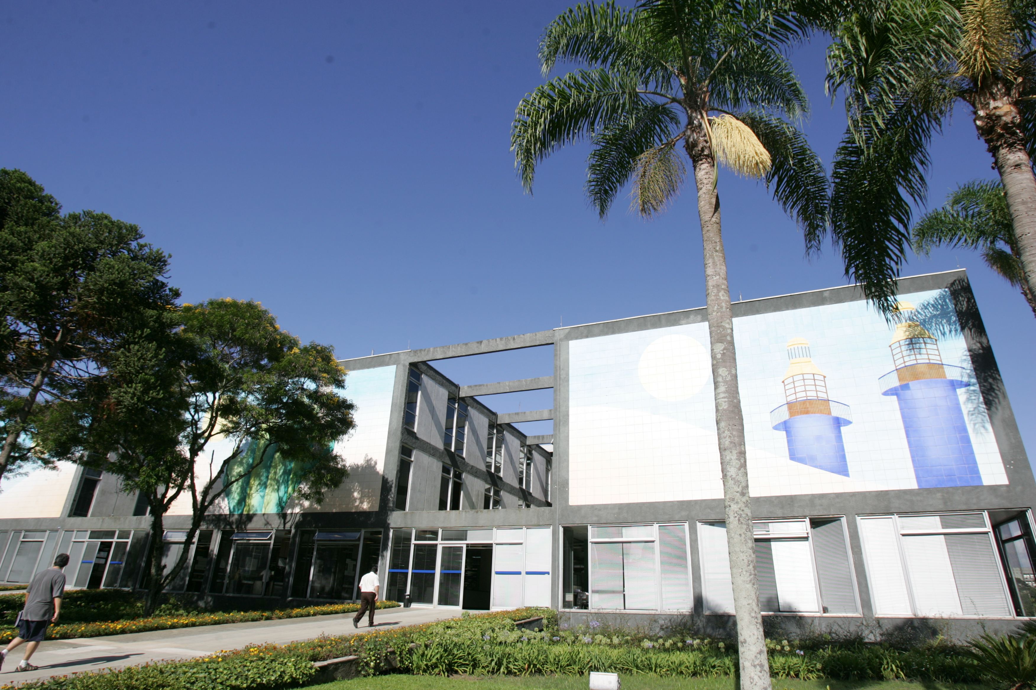 Prefeitura de Curitiba terá alguns serviços parados em feriado prolongado, entre 31 de outubro e 2 de novembro | Aniele Nascimento/Aniele Nascimento