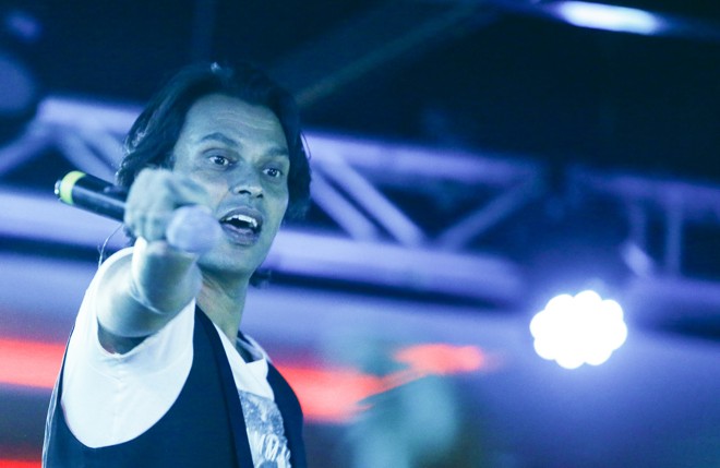 William Naraine, 50 anos, vocalista do Double You | Hugo Harada/Gazeta do Povo