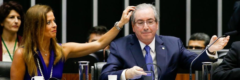 Pelo celular, ministro das Cidades depõe como testemunha da mulher de Cunha Claudia e Cunha | Pedro Ladeira/Folhapress