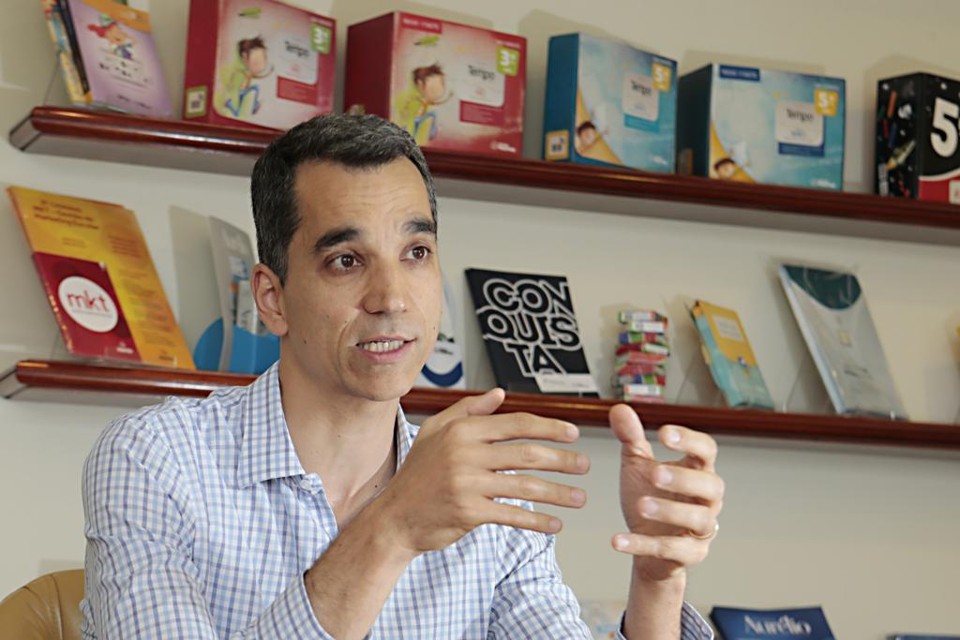 Vice-presidente do grupo, Lucas Guimarães, diz que o foco é em estabelecimentos de ensino da região Sul. | Albari Rosa/Gazeta do Povo