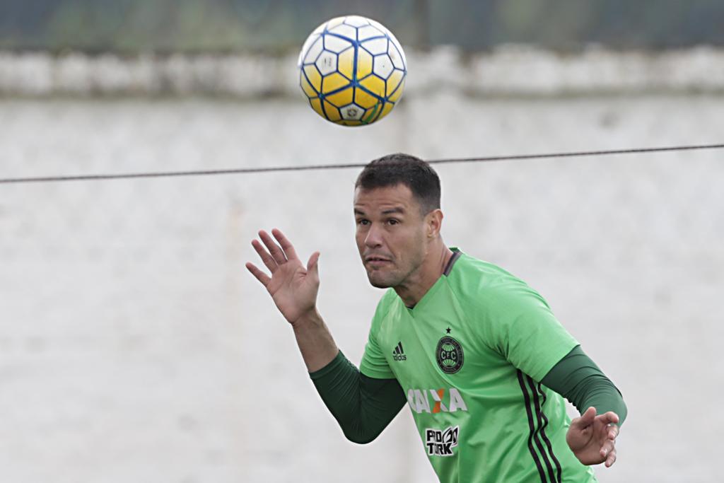 Goleiro Wilson, do Coritiba, admitiu que é um objetivo do elenco conseguir a classificação para o torneio continental. | Albari Rosa/Gazeta do Povo