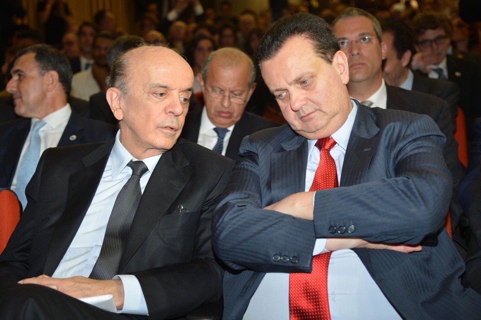 Serra e Kassab firmaram convênio que agora é alvo de suspeita da Lava Jato. | Fabio Rodrigues Pozzebom/Agência Brasil