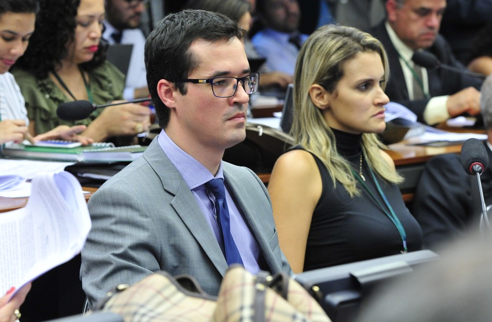 Deltan Dallagnol: “O que acontece agora é um aumento de penas para os crimes de caixa dois que vierem a ser praticados depois da sanção da lei. Em relação às condutas do passado, continuam a ser como eram antes”. | Luís Macedo/Câmara dos Deputados