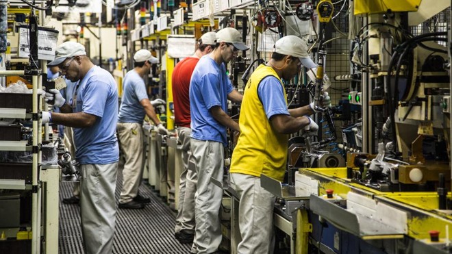 Faltas por acidente de trabalho custaram R$ 224 milhões às indústrias paranaenses em 2014 | Brunno Covello/Gazeta do Povo