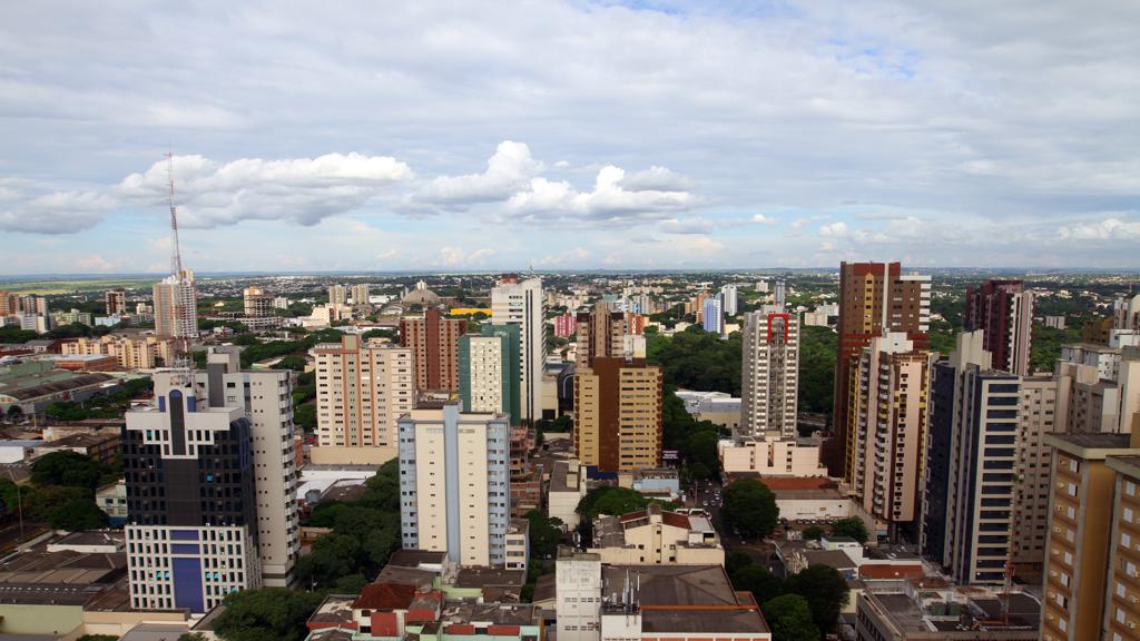Vista aérea da cidade de Maringá, no interior do Paraná | DANIEL CASTELLANO/Gazeta do Povo