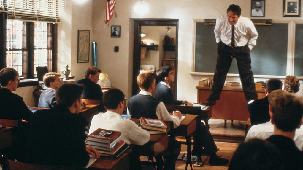 Robin Williams é o professor John “oh, captain, my captain’ Keating em “Sociedade dos Poetas Mortos” | Divulgação/