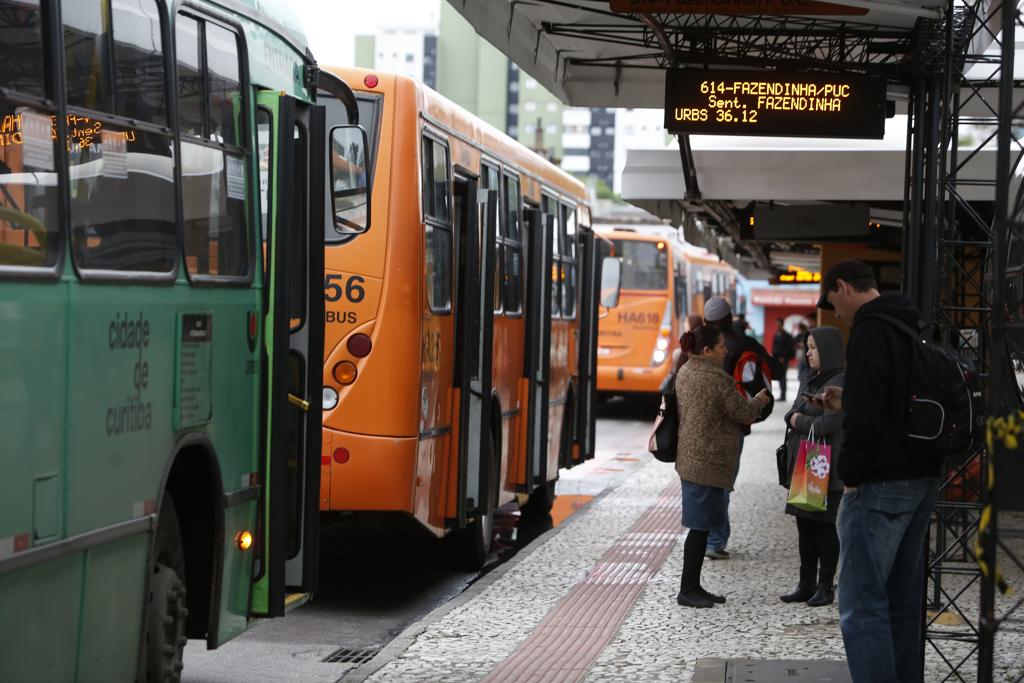 Transporte coletivo tem cerca de 15 mil trabalhadores em Curitiba e Região Metropolitana | Henry Milleo/Gazetea