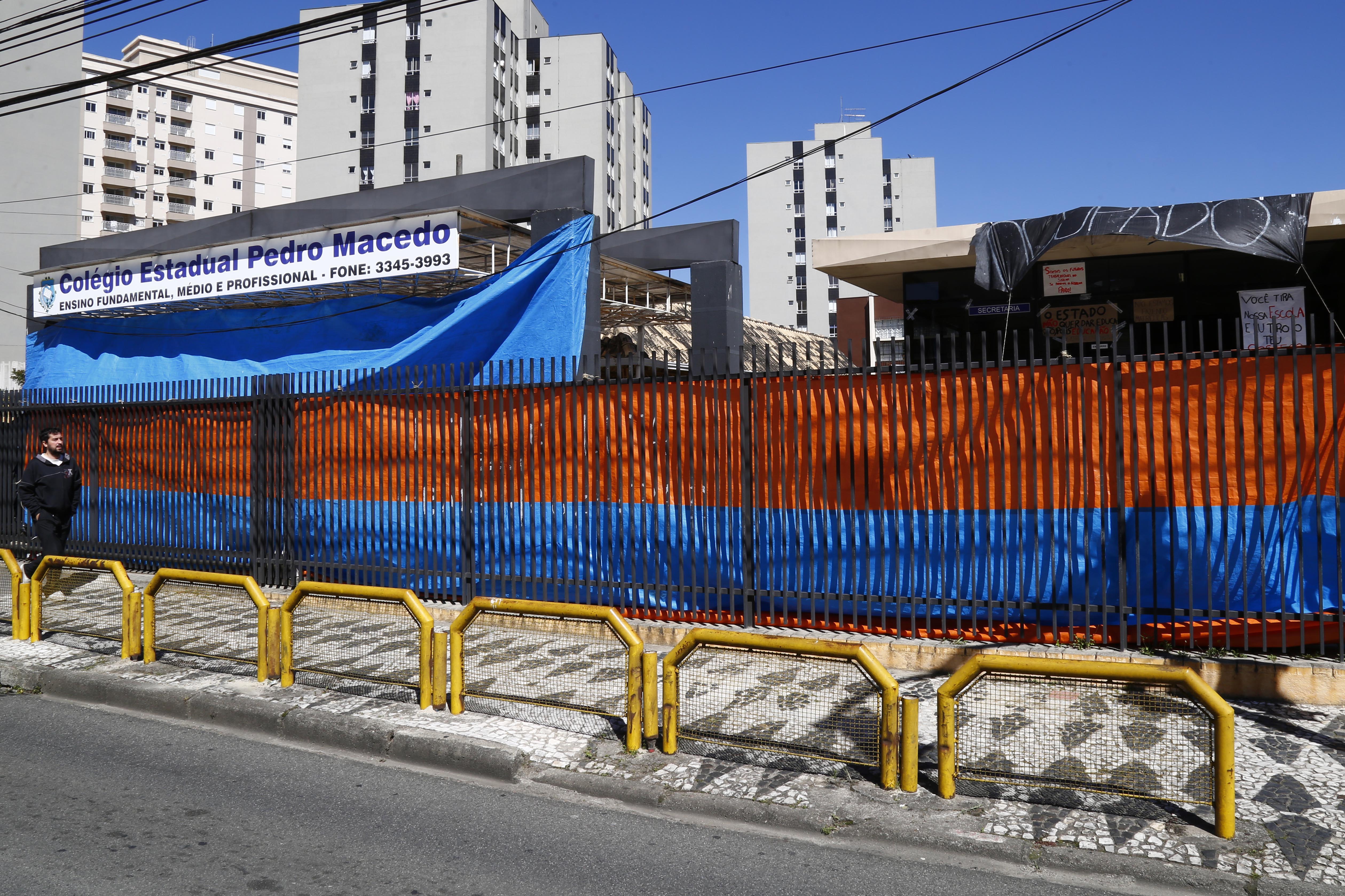 Escola ocupada em Curitiba: atualização da lista de ocupações aumentou o número de alunos afetados. | Aniele Nascimento/Gazeta do Povo