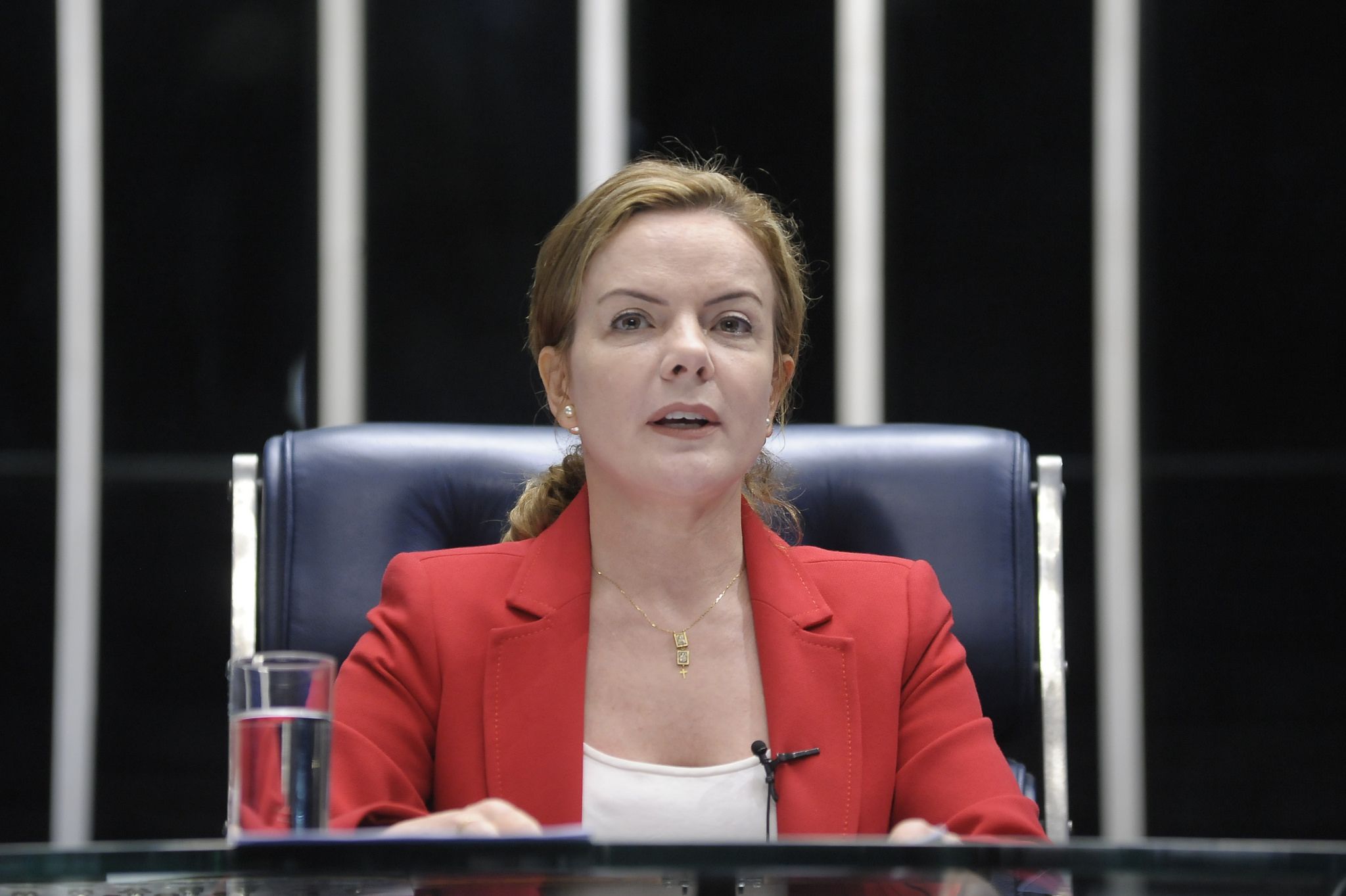 Gleisi Hoffmann (PT-PR) presidiu a sessão desta sexta-feira no Senado | Senado Federal/Divulgação