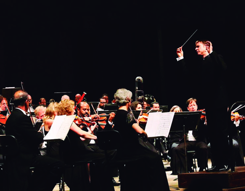 Regência é do maestro titular da OSP, Stefan Geiger.