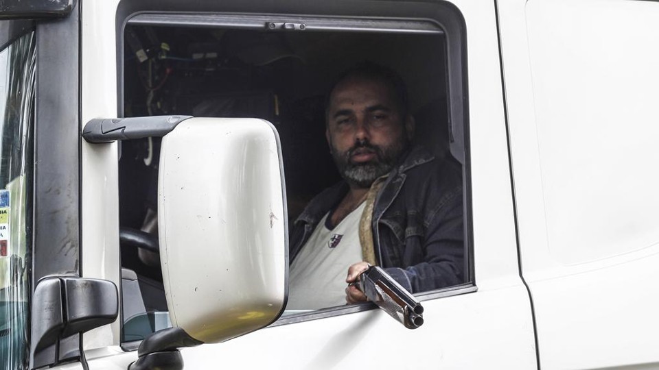 Cinema imita a vida: apreensão de caminhão iniciou a Operação Lava Jato. | Jonathan Campos/Gazeta do Povo