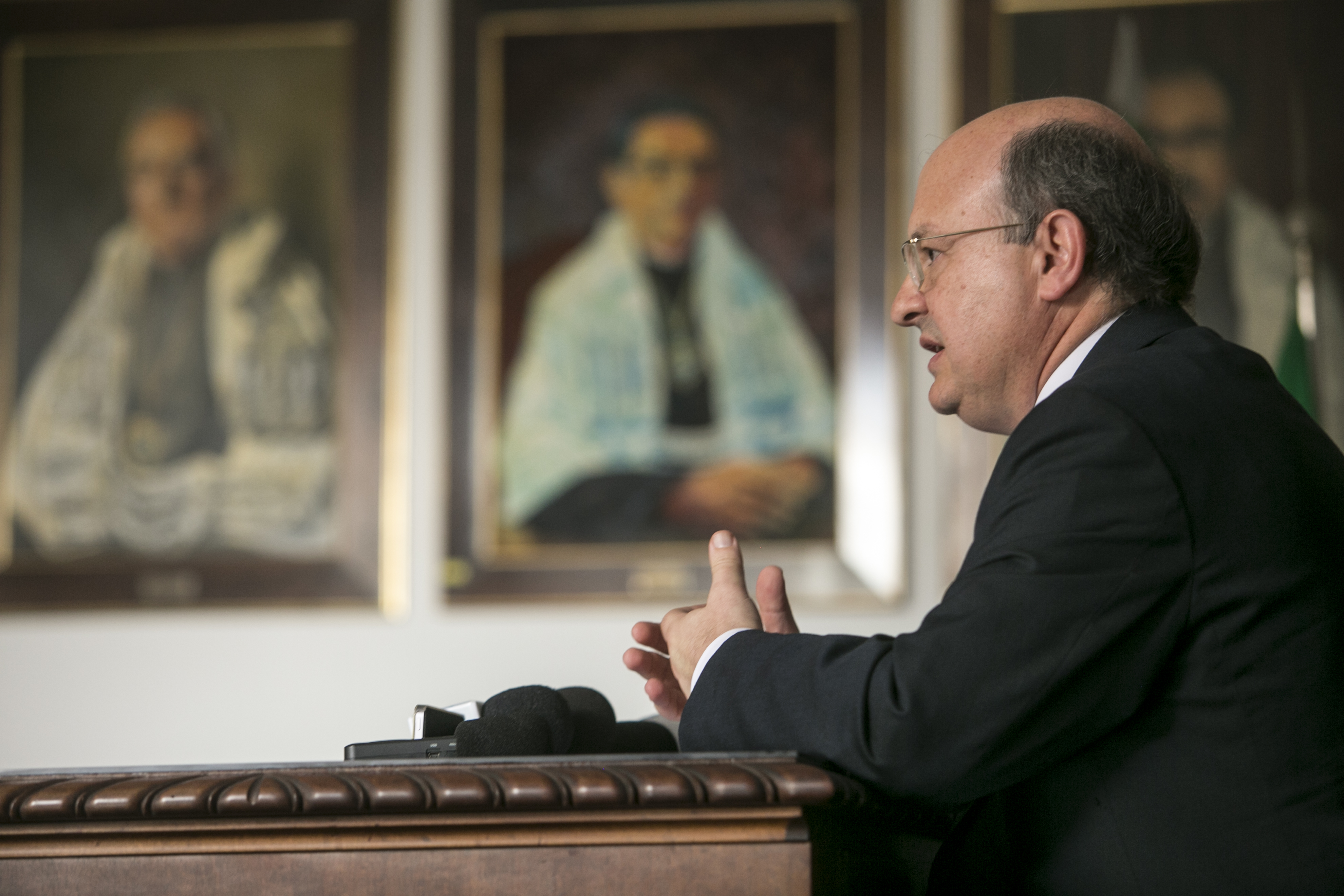 Reitor da UFPR, Zaki Akel Sobrinho, afirma que vai apostar no diálogo para solucionar o impasse com os alunos ocupados | Marcelo Andrade/Gazeta do Povo