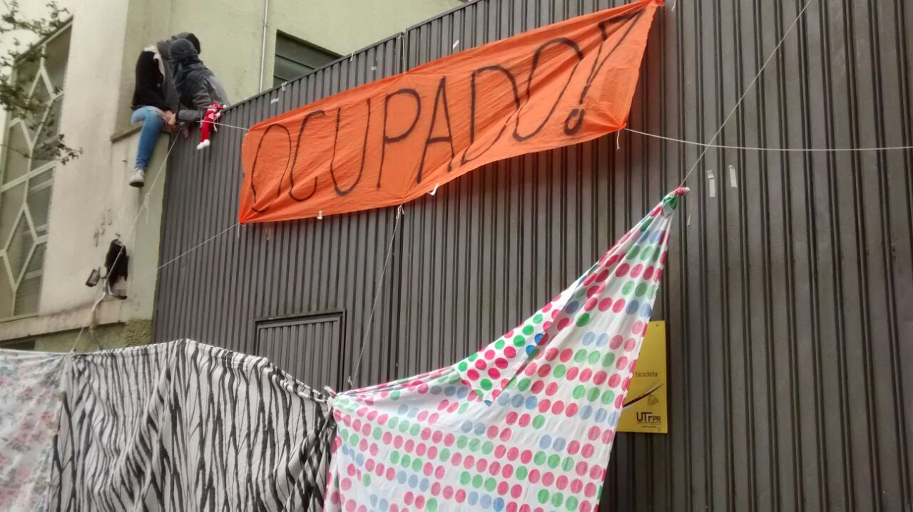  | Eriksson Denk/Gazeta do Povo