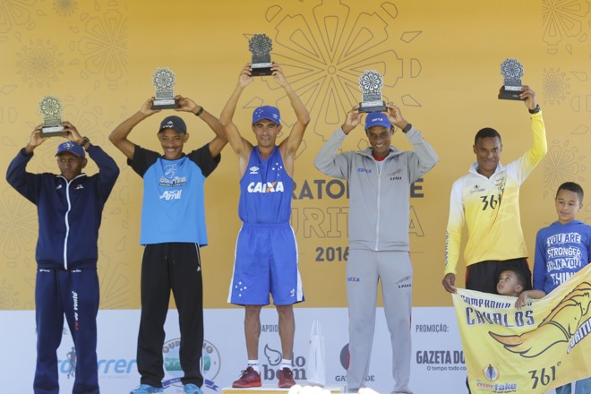 Premiação da prova masculina. | Felipe Rosa/TRIBUNA DO PARANA